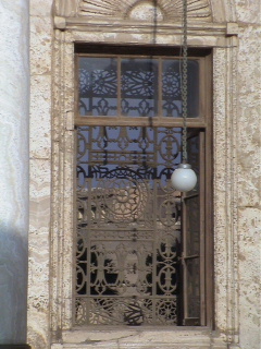 When clicked, Show still image