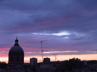 When clicked, Show still image